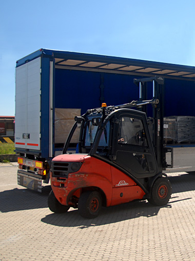 FORKLIFTS