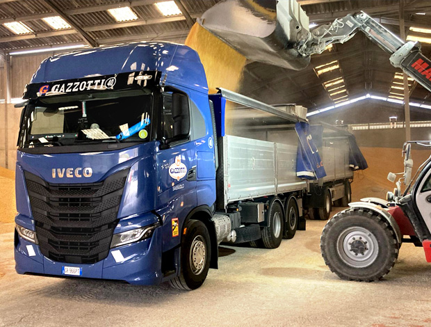 TRASPORTO CEREALI SFUSI E MANGIMI