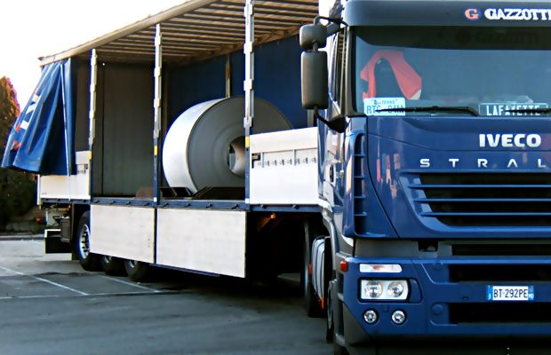 TRANSPORT OF MATERIALS AND STEEL PRODUCTS
